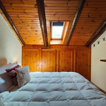 Hostdomus - Bouvier Apartment Cesana Torinese Buitenkant foto